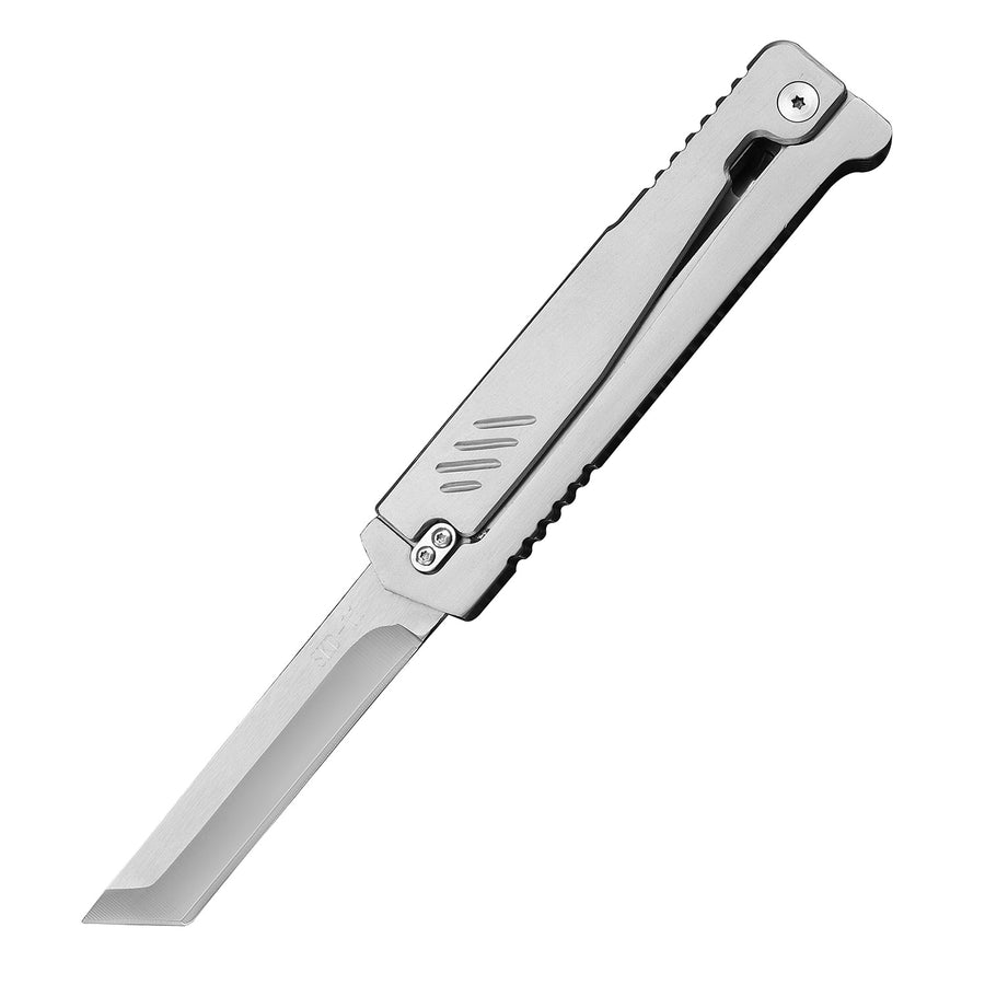 All-silver metal gravity knife featuring a gravity-opening mechanism similar to a “radish knife.” The blade is 9 cm long, with a total length of 23 cm. The handle includes anti-slip grooves for a secure grip.
